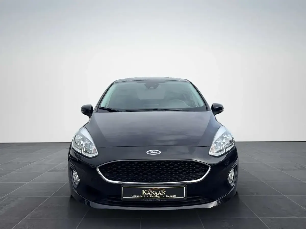 Gebraucht Ford Fiesta Cool & Connect 101 PS (74 kW) 2020 Schwarz Kleinwagen