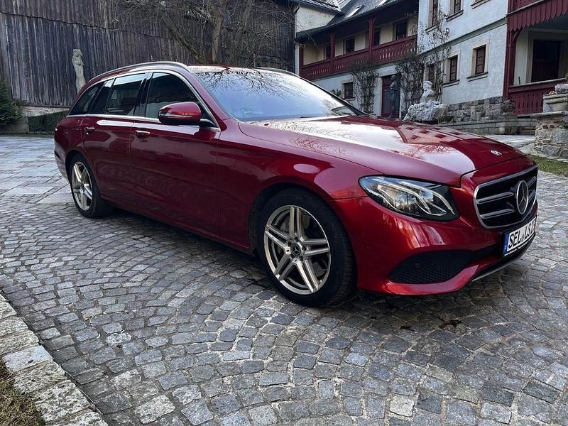 Gebraucht Mercedes E400 340 PS (250 kW) 2020 Rot Kombi