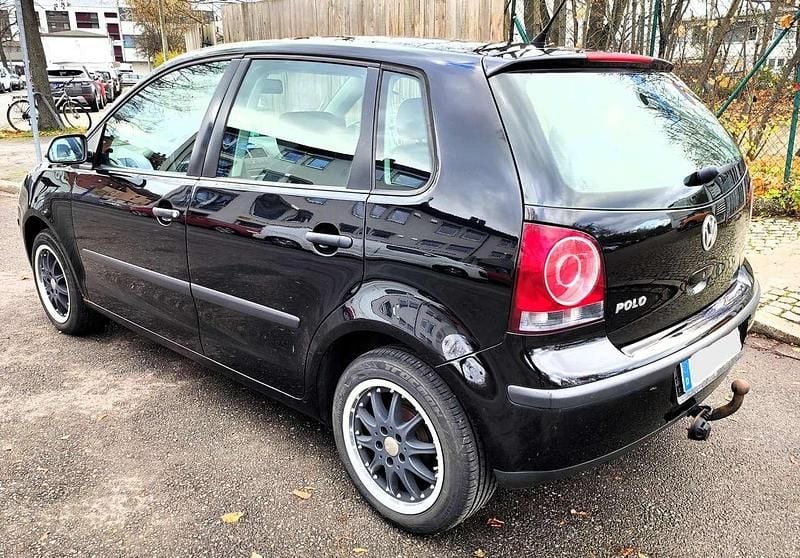 Gebraucht VW Polo Comfortline 60 PS (44 kW) 2008 Schwarz Limousine