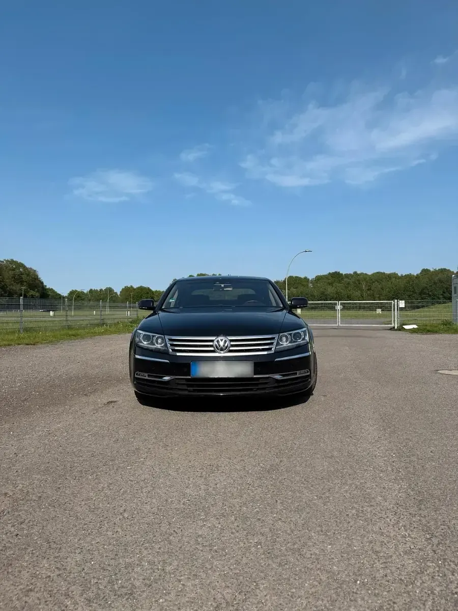 Gebraucht VW Phaeton 240 PS (176 kW) 2010 Schwarz Limousine