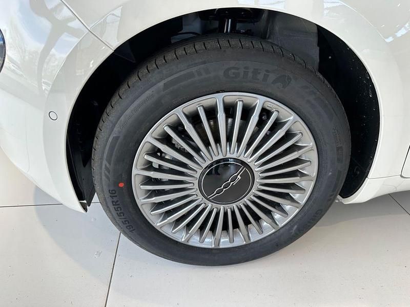 Gebraucht Fiat 500e 86 kW (118 PS) 2023 Weiß Kleinwagen