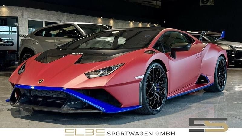 Rot Gebraucht 2023 Lamborghini Huracán | 329.850 € (Teuer) - Bild 1/4
