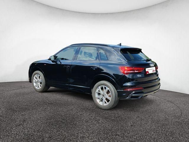Gebraucht Audi Q3 Ambiente 150 PS (110 kW) 2022 Mythosschwarz metallic SUV