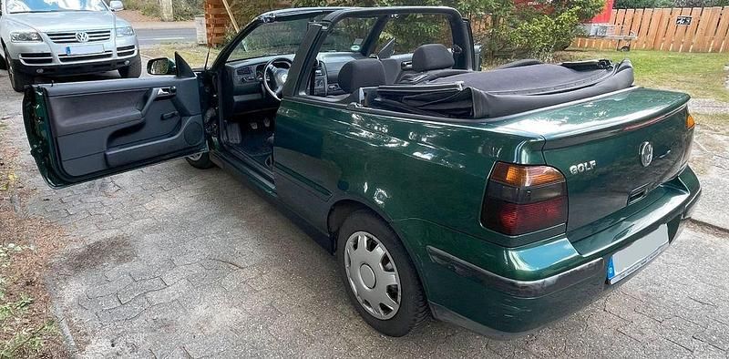Gebraucht VW Golf Cabriolet 75 PS (55 kW) 2000 Grün Cabrio