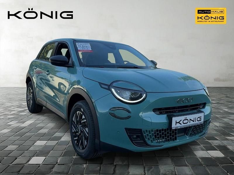 Gebraucht Fiat 600 146 PS (107 kW) 2025 Blau Limousine