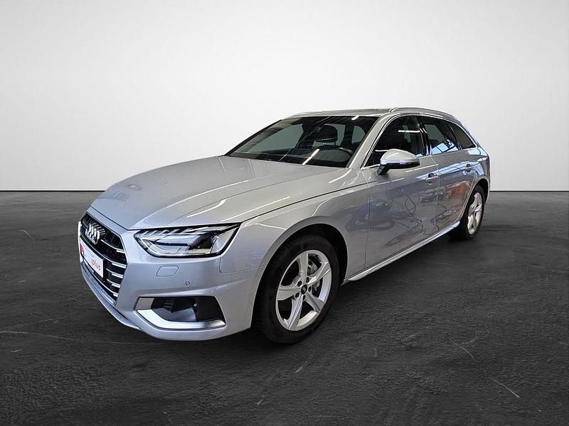 Gebraucht Audi A4 Advanced Plus 204 PS (150 kW) 2021 Mythosschwarz metallic Kombi