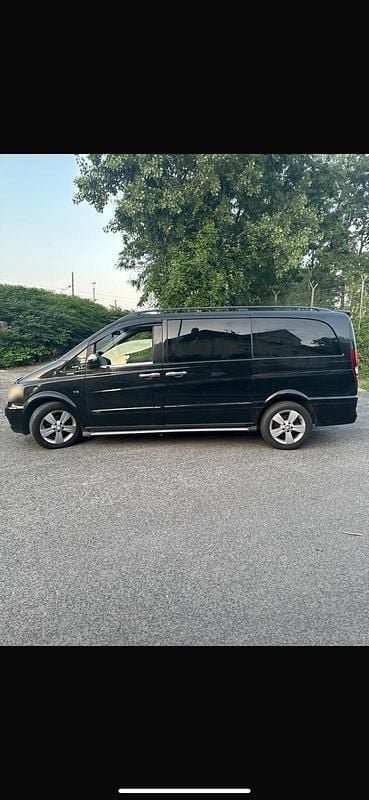 Gebraucht Mercedes Viano 224 PS (164 kW) 2012 Schwarz Van / Kleinbus