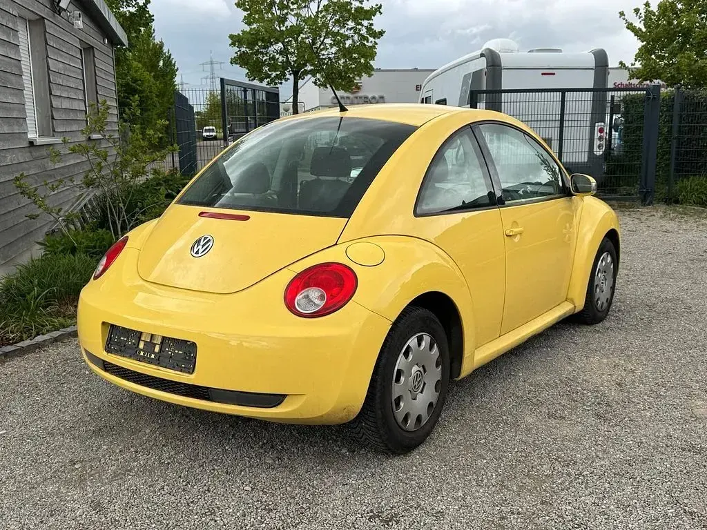 Gebraucht VW New Beetle 102 PS (75 kW) 2006 Gelb Kleinwagen