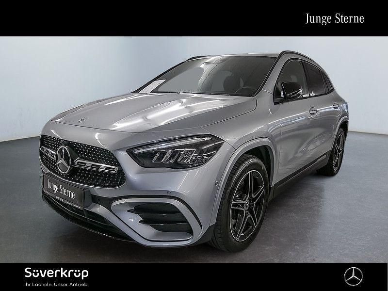 Silberlack hightechsilber (metallic) Gebraucht 2024 Mercedes GLA250 AMG SUV | 42.825 € (Fairer Preis) - Bild 1/2