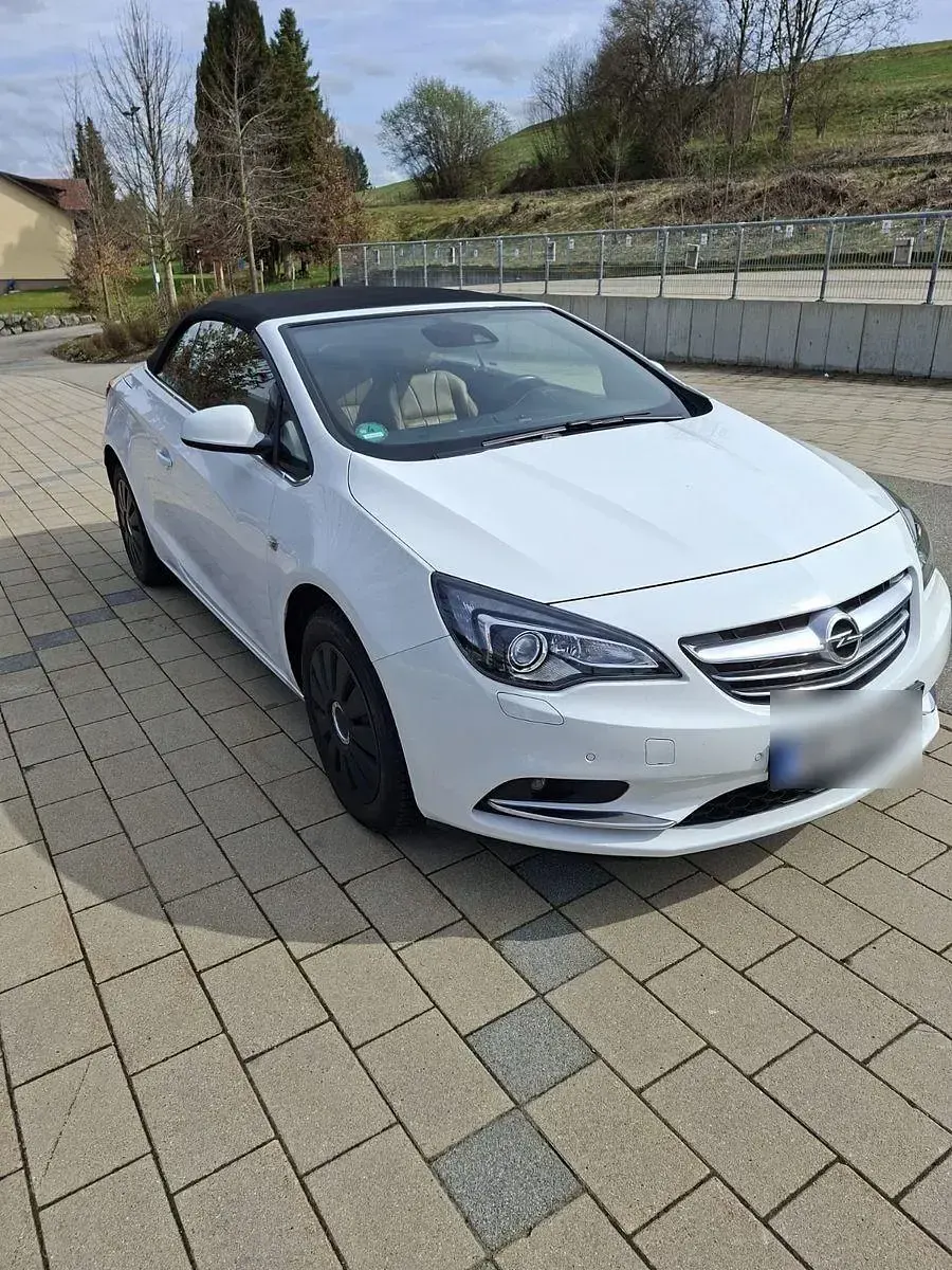 Gebraucht Opel Cascada 200 PS (147 kW) 2018 Weiß Cabrio