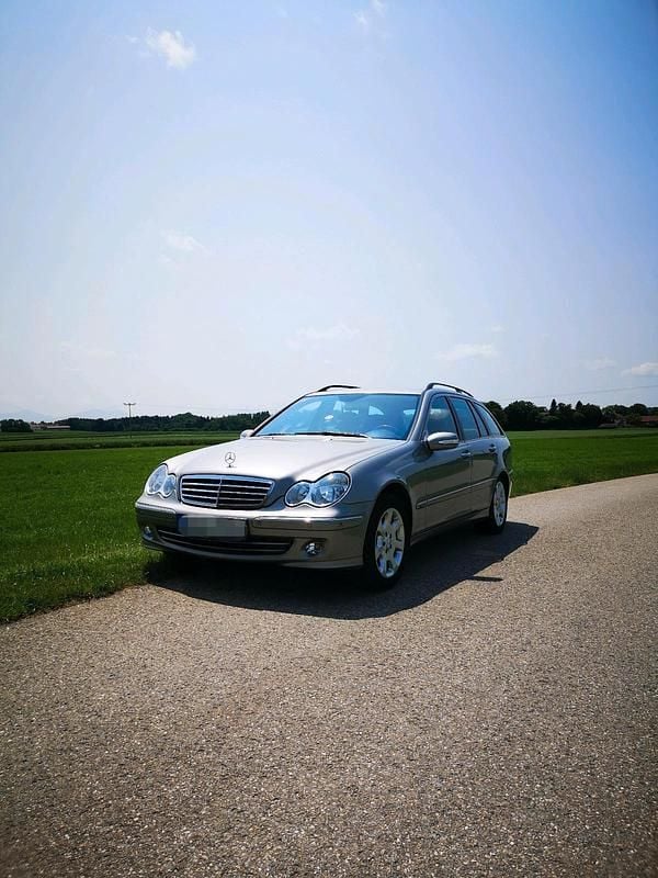 Gebraucht 2005 Mercedes C240 Elegance Kombi | 5.500 € (Teuer) - Bild 1/4