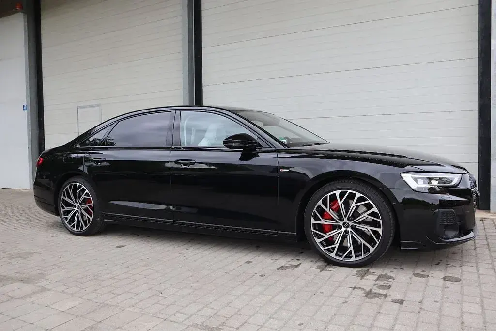 Gebraucht Audi A8L Exclusive 462 PS (339 kW) 2025 Schwarz Limousine