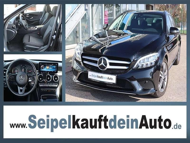 Second-hand Mercedes C180 122 CP (89 kW) 2018 Negru Break