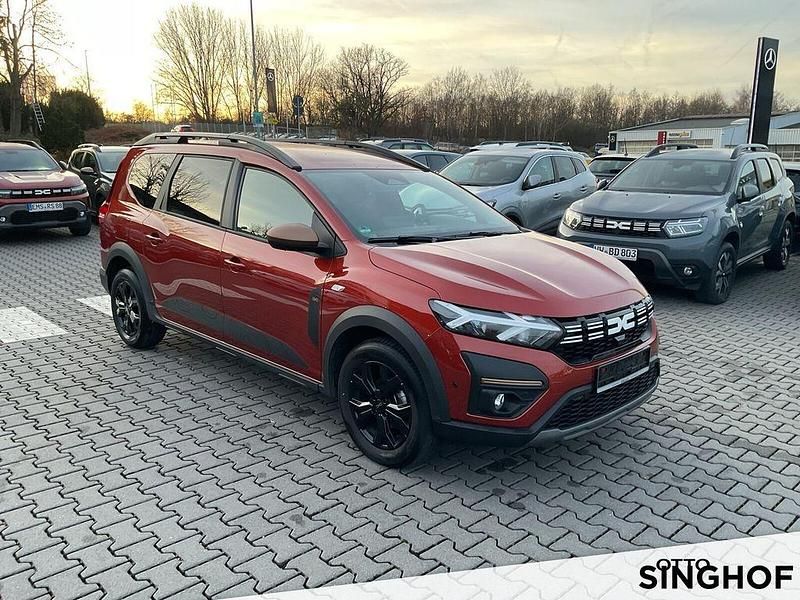 Gebraucht Dacia Jogger Extreme 101 PS (74 kW) 2025 Braun Van / Kleinbus
