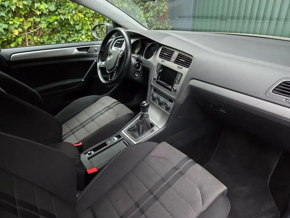 Gebraucht VW Golf VII Comfortline 150 PS (110 kW) 2014 Braun Limousine