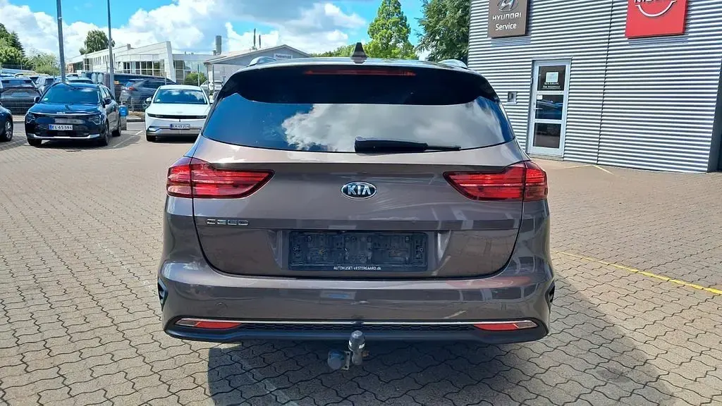 Gebraucht Kia Ceed Sportswagon Edition 7 116 PS (85 kW) 2019 Braun Kombi