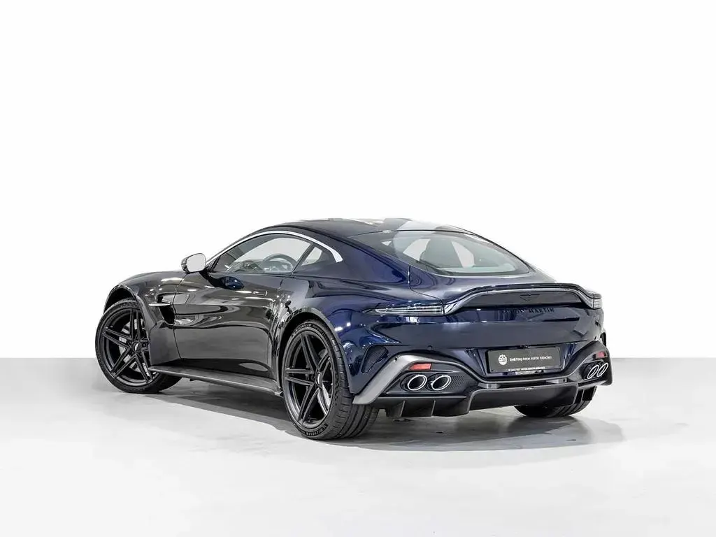 Neu Aston Martin V8 Vantage 665 PS (489 kW) 2026 Blau Coupé