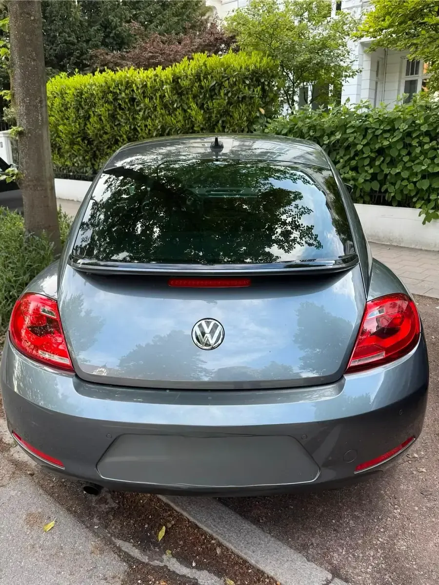 Gebraucht VW Beetle Cup 105 PS (77 kW) 2014 Grau Kleinwagen