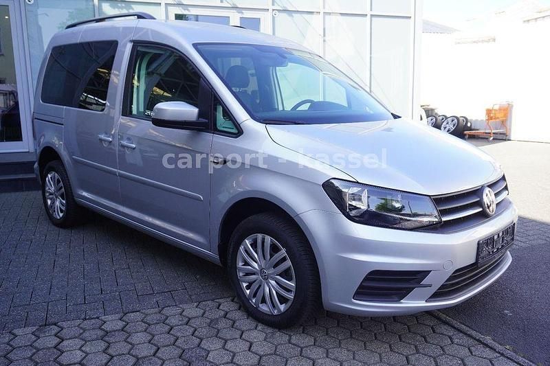 Silber Gebraucht 2020 VW Caddy Beach Van / Kleinbus | 19.990 € (Etwas zu teuer) - Bild 1/3