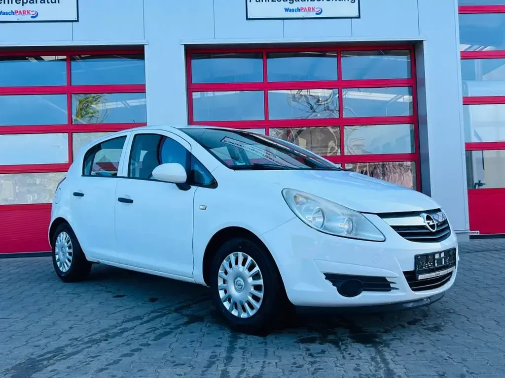 Gebraucht Opel Corsa Selection 60 PS (44 kW) 2009 Weiß Kleinwagen