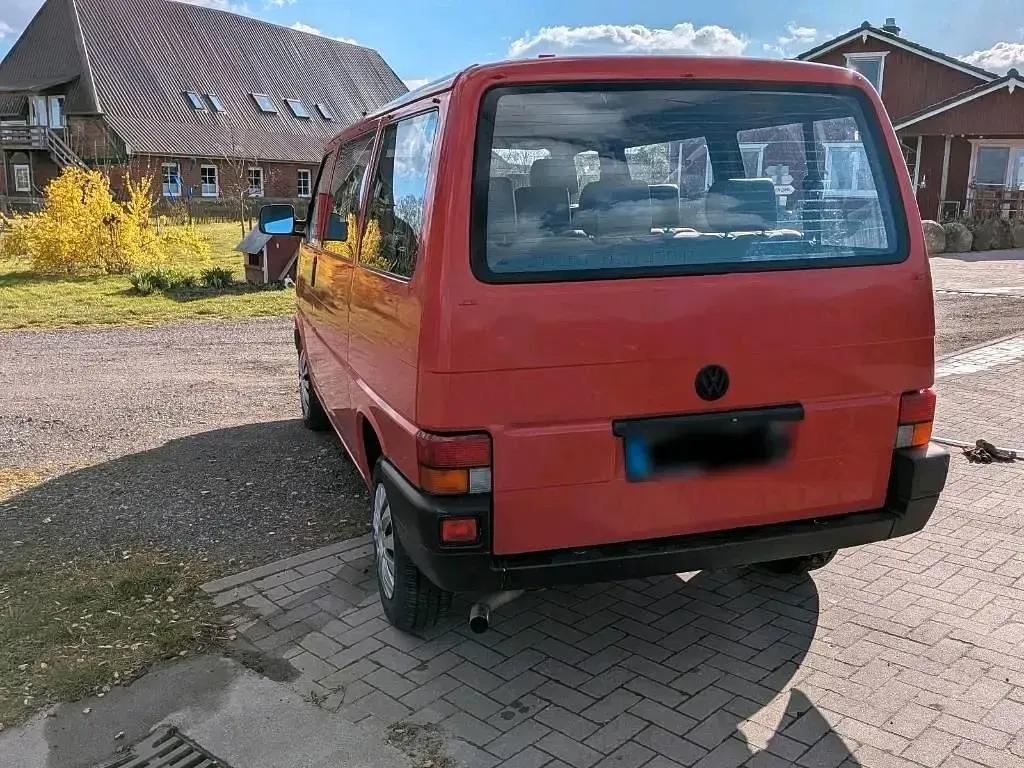Używany VW T4 77 KM (56 kW) 1994 Czerwony Van