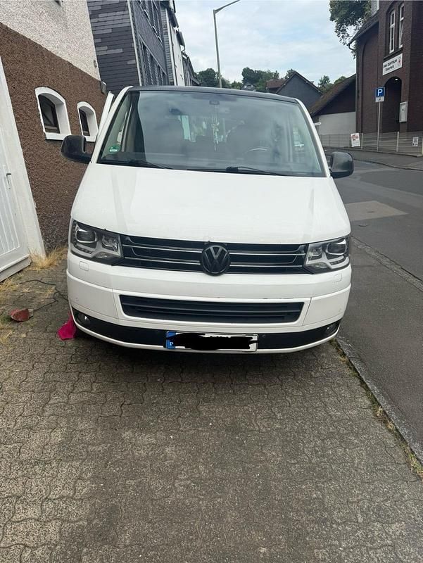 Weiß Gebraucht 2012 VW T5 Van | 15.500 € - Bild 1/4
