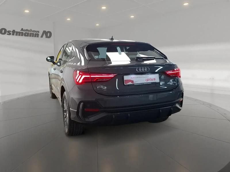 Gebraucht Audi Q3 Sportback Basis 245 PS (180 kW) 2022 Grau SUV