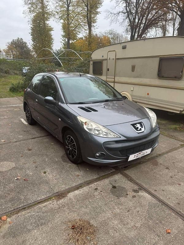 Gebraucht 2010 Peugeot 206+ Kleinwagen | 1.800 € (Etwas zu teuer) - Bild 1/4