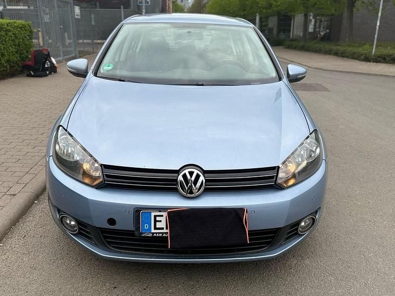 Blau Gebraucht 2009 VW Golf VI Limousine | 4.999 € (Guter Preis) - Bild 1/4