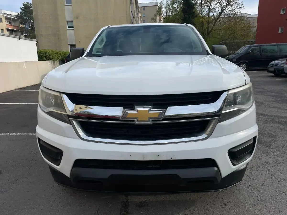 Gebraucht Chevrolet Colorado 203 PS (149 kW) 2015 Weiß Pickup
