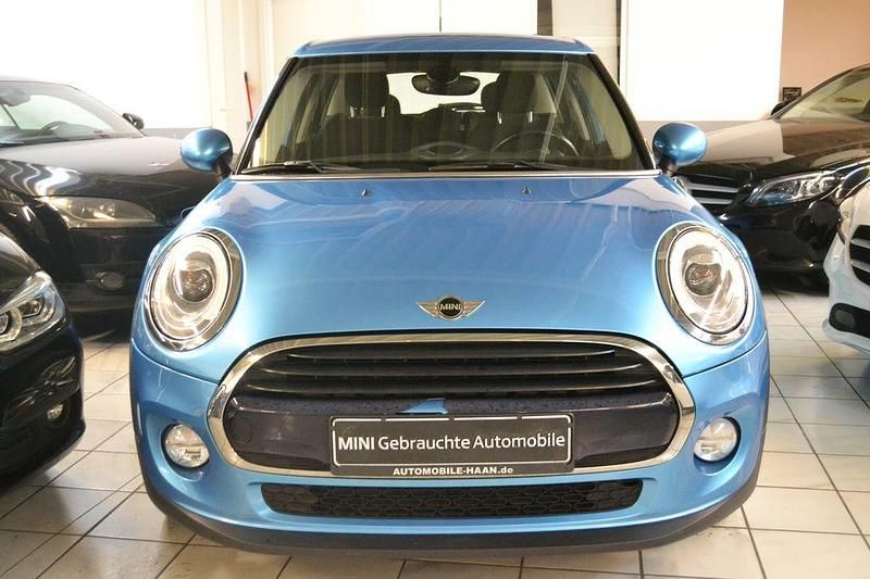 Gebraucht Mini Cooper 116 PS (85 kW) 2016 Blau Kleinwagen