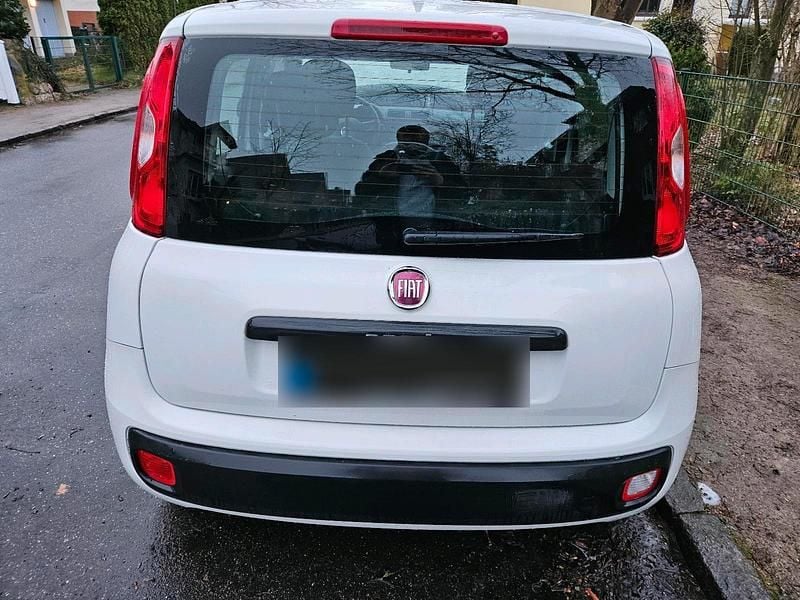 Gebraucht Fiat Panda Easy 69 PS (50 kW) 2017 Weiß Kleinwagen