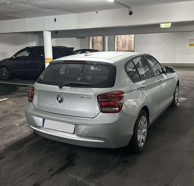 Gebraucht BMW 118 Urban Line 143 PS (105 kW) 2012 Grau Kleinwagen