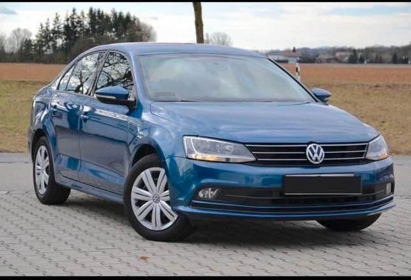 Second-hand VW Jetta 125 CP (91 kW) 2016 Albastru Berlinǎ