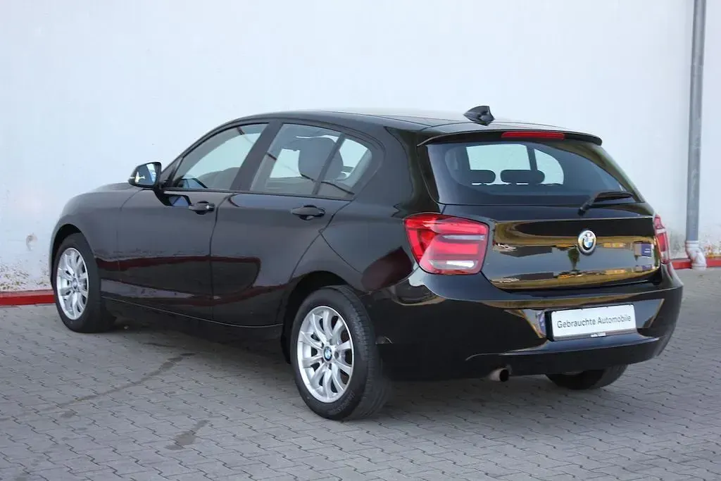 Gebraucht BMW 114 102 PS (75 kW) 2012 Schwarz Kleinwagen