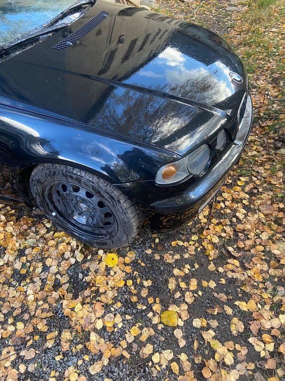 Gebraucht BMW 318 150 PS (110 kW) 2003 Schwarz Kleinwagen