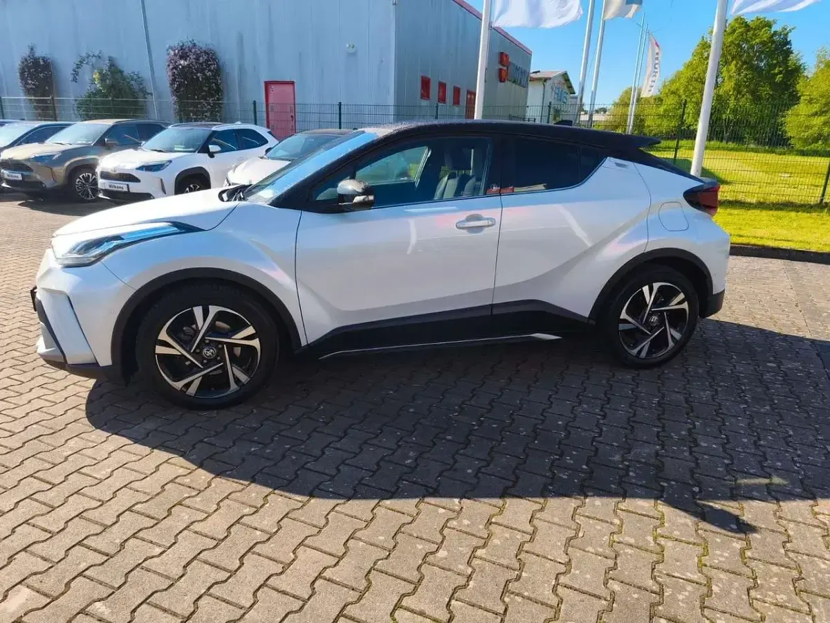 Gebraucht Toyota C-HR Team 152 PS (111 kW) 2022 Platinum white pearl mc (089)/ SUV
