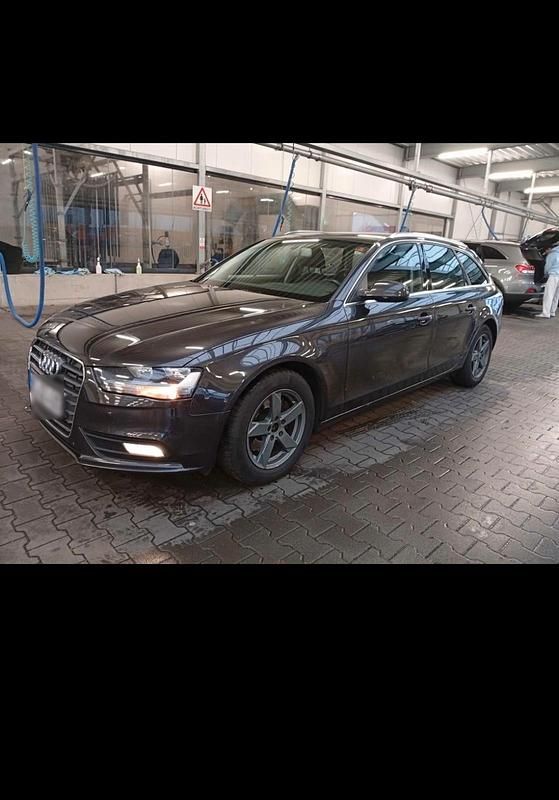 Gebraucht Audi A4 143 PS (105 kW) 2012 Beige Kombi