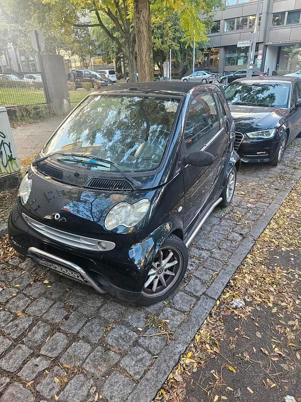 Schwarz Gebraucht 2005 Smart ForTwo Cabrio Cabrio | 1.500 € (Superpreis) - Bild 1/4