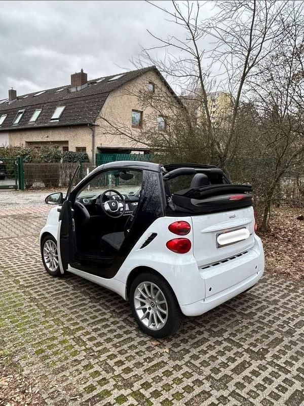 Schwarz Gebraucht 2012 Smart ForTwo Cabrio Cabrio | 6.990 € (Fairer Preis) - Bild 1/4