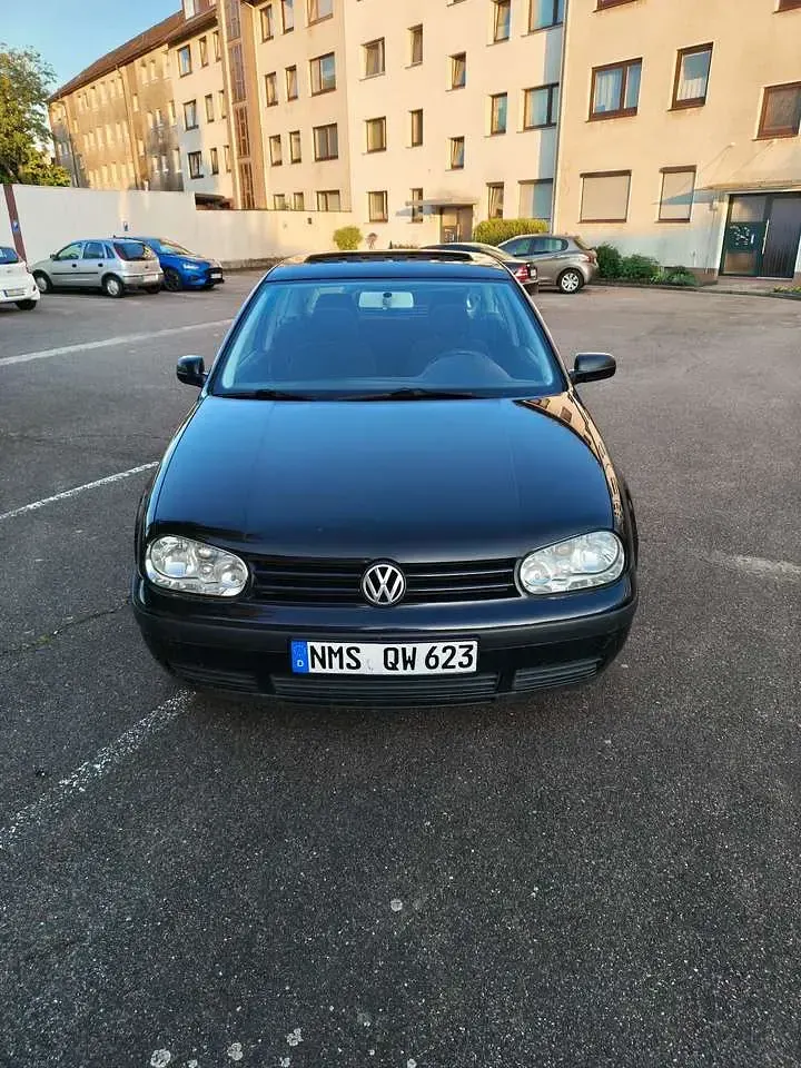 Gebraucht VW Golf IV Highline 101 PS (74 kW) 2000 Schwarz Limousine