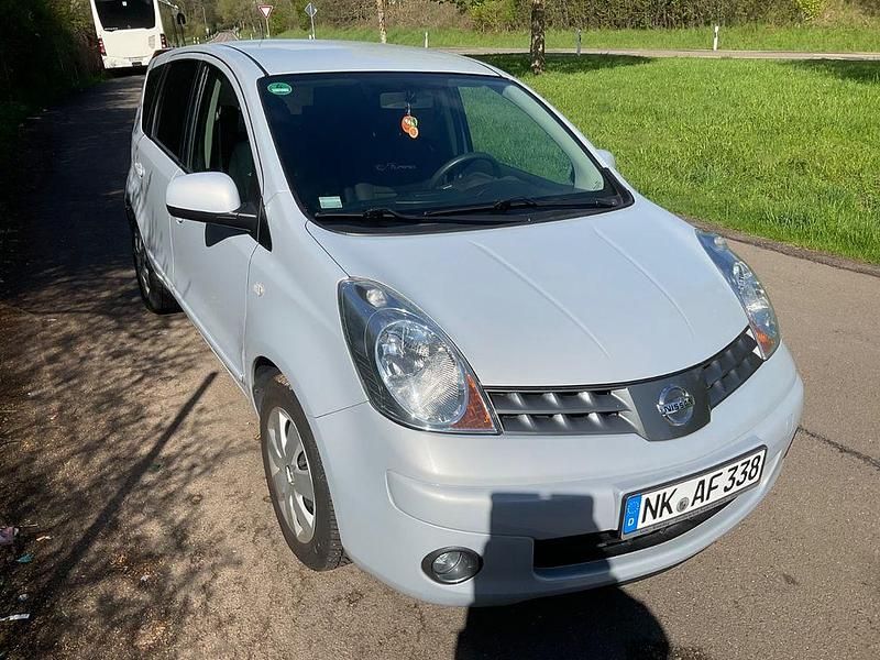 Gebraucht Nissan Note Acenta 88 PS (64 kW) 2008 Grau Kleinwagen