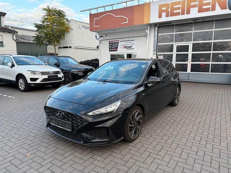 Schwarz Gebraucht 2021 Hyundai i30 N Line Limousine | 16.900 € (Fairer Preis) - Bild 1/4
