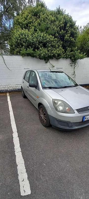 Gebraucht 2006 Ford Fiesta Trend Limousine | 1.250 € (Fairer Preis) - Bild 1/4