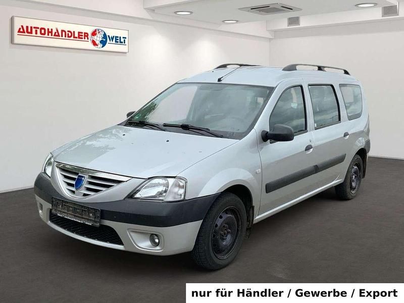 Grau Gebraucht 2009 Dacia Logan MCV Lauréate Kombi | 1.699 € (Superpreis) - Bild 1/3