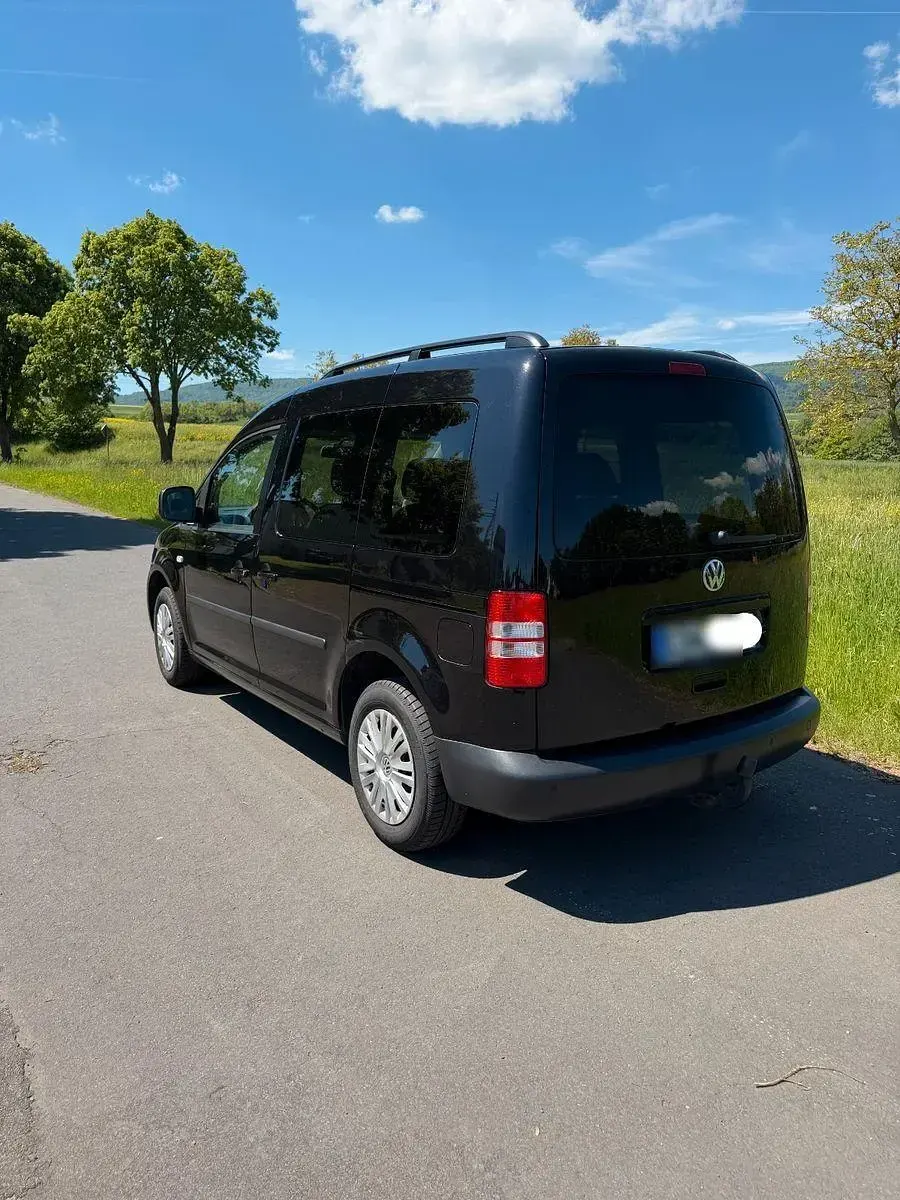Gebraucht VW Caddy 105 PS (77 kW) 2014 Schwarz Van / Kleinbus