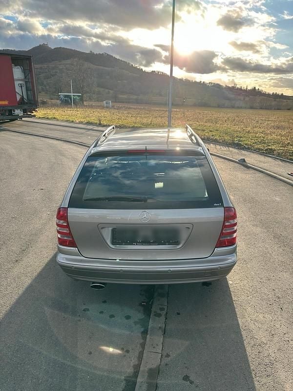Gebraucht Mercedes C280 231 PS (169 kW) 2007 Silber Kombi