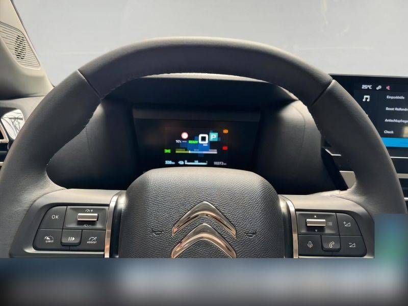 Weiß Gebraucht 2023 Citroën e-C4 Feel Limousine | 24.550 € (Etwas zu teuer) - Bild 1/4