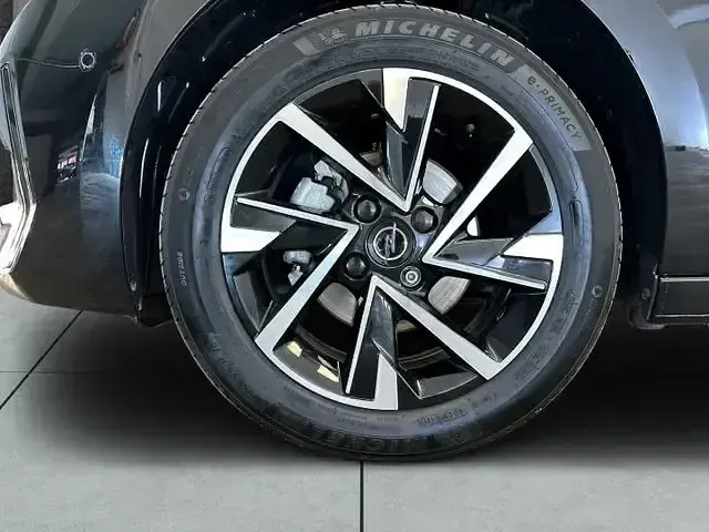 Gebraucht Opel Corsa 75 PS (55 kW) 2024 Diamant schwarz Kleinwagen