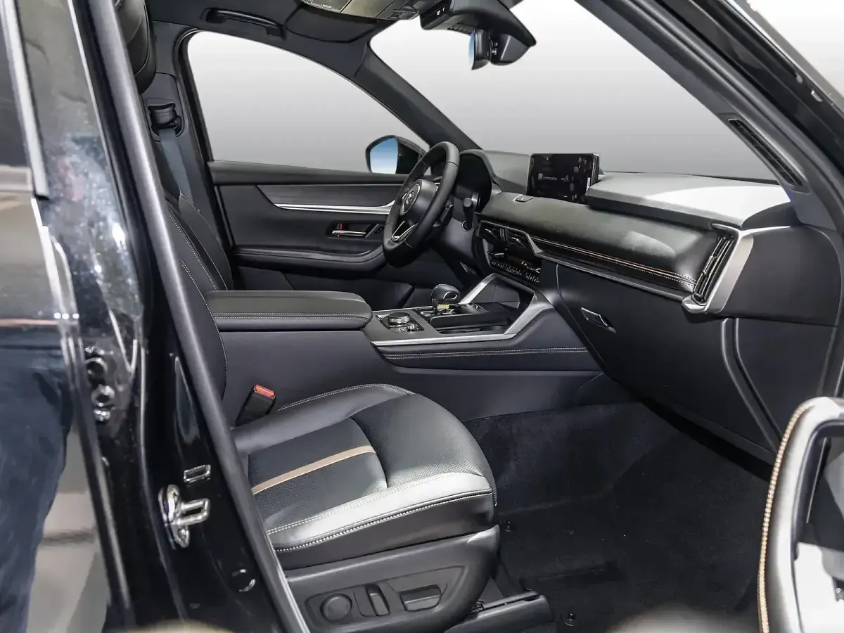Neu Mazda CX-60 Homura-Line 328 PS (241 kW) 2025 Jet black SUV